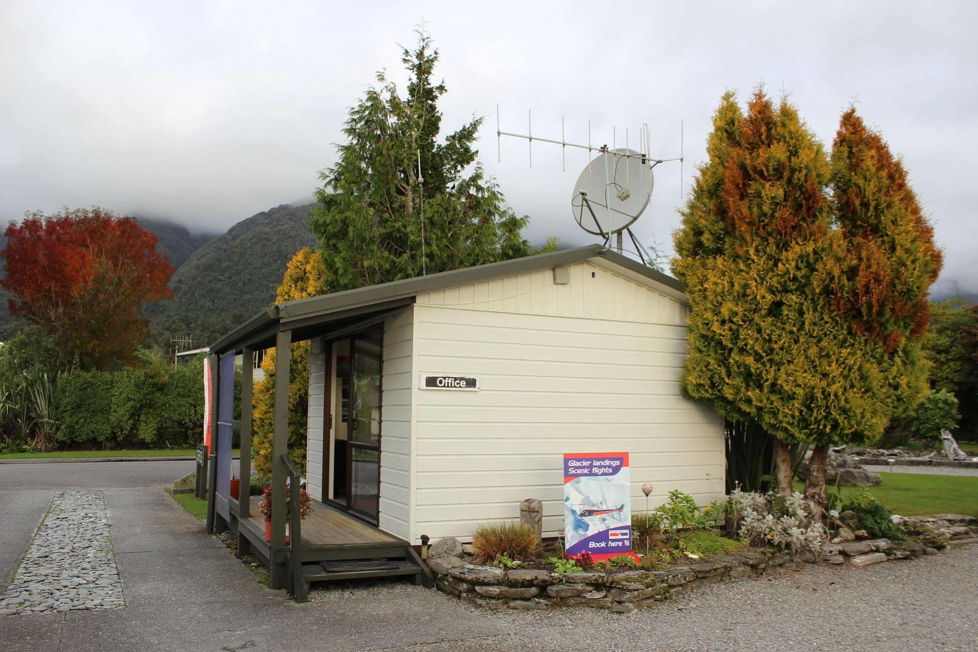 Lake Matheson Motel Fox Glacier Buitenkant foto